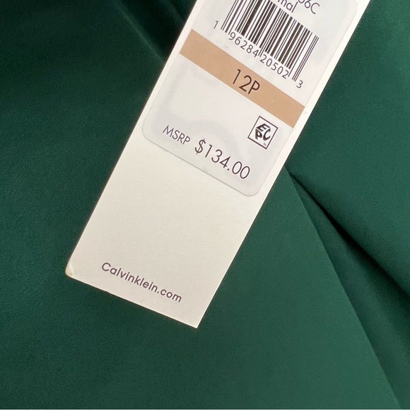 Calvin Klien Emerald Green Beautiful Dress - Picture 2 of 3